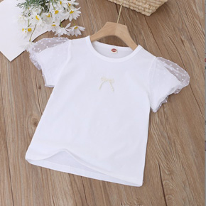 Áo thun cotton cao cấp tay voan phồng đính nơ dễ thương cho bé gái . size 110-140, bé  15-27kg, chất thun cotton 4 chiều mịn mát, form vừa thoải mái, tay phồng phối voan điệu dà, đính nơ trắng sang xịn mịn, hàng hiệu Rich Lai Quảng châu loại 1 cao cấp, 100% như hình </Br>
bảng size tham khảo </Br>
110: 13-16kg </Br>
120: 16-19kg </Br>
130: 20-23kg </Br>
140: 24-28kg </Br>

