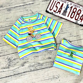 Áo thun cotton croptop sọc thêu gấu và hoa cho bé gái. size 7-15, tương ứng bé 10-22kg </Br>
* vải thun cotton sọc dệt 4 chiều, co dãn tốt, thấm mồ hôi, màu xanh sọc thêu gấu và hoa </Br>
* From áo croptop , hình in dễ thương </Br>
* hàng QC loại 1, 100% như hình </Br>
Bảng size tham khảo </Br>
7: 10-12kg </Br>
9: 13-15kg </Br>
11: 15-17kg </Br>
13: 17-20kg </Br>
15: 20-24kg </Br>
