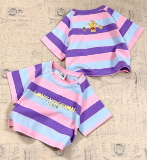 Áo thun cotton croptop sọc thêu chữ cho bé gái. size 7-15, tương ứng bé 10-22kg </Br>
* vải thun cotton sọc dệt 4 chiều, co dãn tốt, thấm mồ hôi, màu xanh sọc thêu gấu và hoa </Br>
* From áo croptop , hình in dễ thương, áo dễ kết hợp cùng quan legging và chân váy cho bé </Br>
* hàng QC loại 1, 100% như hình </Br>
Bảng size tham khảo </Br>
7: 10-12kg </Br>
9: 13-15kg </Br>
11: 15-17kg </Br>
13: 17-20kg </Br>
15: 20-24kg </Br>
