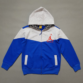 Áo khoác cotton da cá thêu chữ thể thao bé trai size đại. size S- XXL bé 25-44kg, vải thun cotton da cá co dãn 4 chiều, in và thêu chữ, kiểu dáng thể thao cho bé trai lớn, Việt Nam </Br>
bảng size tham khảo: </Br>
size S; 24-29kg </Br>
size M: 29-34kg </Br>
size L: 34-38kg </Br>
size XL: 38-42kg </Br>
size 2XL: 42-45kg