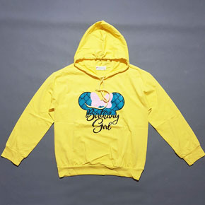 Áo thun Hoddie 100% cotton mềm mát kiểu dáng thể thao mickey cho  bé gái tuổi teen. size 16-21t, tương ứng bé 35-55kg, </Br>
* Chất liệu thun cotton 100% , mềm mại, mỏng mát, co dãn tốt, thấm mồ hôi </Br>
* From áo hoddie có nón, tay dài , hình in  đầu mickey cá tính, năng động </Br>
* Áo may form dài,  dễ kết hợp cùng  jean , legging, jogger .. cho bé đi chơi, mùa hè làm áo khoác chống nắng tiện lợi</Br>
* Sản xuất bời cty Việt Nam</Br>
Bảng size tham khảo, form chuẩn theo bảng size, thích mặc rộng trừ hao 1 size thôi nhé các mẹ :</Br>
16: 35-40kg </Br>
17: 39-43kg </Br>
18: 43-46kg </Br>
19: 46-49kg </Br>
20: 49-52kg </Br>
21: 52-55kg </Br>

