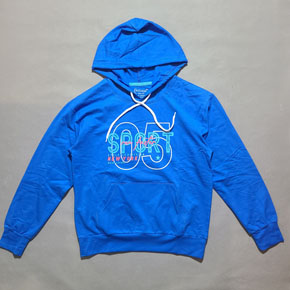 Áo khoác thun da cá cotton hoddie mềm mát co dãn 4 chiều in thể thao cho bé trai 40-60kg. size 14-22 tương ứng 40-60kg </br>
Chất liệu thun cotton da cá 4 chiều dầy vừa phải, co dãn 4 chiều, không quá dày cũng kg quá mỏng, thích hơp mặc 4 mùa, </br>
Có thể mặc làm áo khoác ngoài hoặc mặc làm áo hoddie kết hơp quần jogger quần jean đi chơi </br>
bảng size tham khảo </br>
14: 40-45kg </br>
16: 45-48kg </br>
18: 48-52kg </Br>
20: 52-57kg </br>
22; 57-62kg