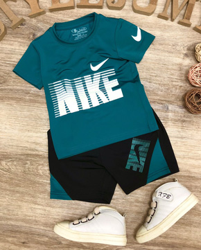 Bộ thun thể thao mát mẻ in chữ N.I.k.e siêu đẹp cho bé trai. * size 8-12,. s-XXL bé 25-75kg </Br>
* thun cotton thể thao loại 1 , hàng công ty chuẩn từ đường may đến hình in sắc nét </Br>
* form lớn thoải má, vải mát mẻ, kiều dáng thể thao, nam tính cho cả gia đình </Br>
size tham khảo : </Br>
8: 25-30kg</Br>
9: 30-35kg </Br>
10: 35-40kg </Br>
11L 40-45kg </Br>
12: 45-50kg </Br>
S: 46-50kg </Br>
M: 50-55kg </Br>
L: 55-60kg </Br>
XL : 60-70kg </Br>
XXL; 70-75kg </Br>
giá 145-155k