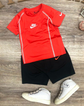 Bộ thun thể thao mát mẻ thêu chữ N.I.k.e siêu đẹp cho bé trai lớn. * size 8-12,. s-XXL bé 25-75kg </Br>
* thun cotton thể thao lạnh loại 1 , hàng công ty chuẩn từ đường may đến hình in sắc nét </Br>
* form lớn thoải má, vải mát mẻ, kiều dáng thể thao, nam tính cho cả gia đình </Br>
* Hàng Việt Nam chất lượng hàng hiệu ạ, e cam đoan chất lượng tương đương 95% hàng hiệu
size tham khảo : </Br>
8: 25-30kg</Br>
9: 30-35kg </Br>
10: 35-40kg </Br>
11 41-47kg </Br>
12: 46-50kg </Br>
S: 47-51kg </Br>
M: 51-55kg </Br>
L: 55-62kg </Br>
XL : 62-70kg </Br>
XXL; 70-75kg </Br>
giá 145-155k