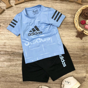 Bộ thun thể thao mát mẻ in chữ siêu đẹp cho bé trai lớn.  size 8-12,. s-XXL bé 25-75kg </Br>
* thun cotton thể thao lạnh loại 1 , hàng công ty chuẩn từ đường may đến hình in sắc nét </Br>
* form lớn thoải má, vải mát mẻ, kiều dáng thể thao, nam tính cho cả gia đình </Br>
* Hàng Việt Nam chất lượng hàng hiệu ạ, e cam đoan chất lượng tương đương 95% hàng hiệu
size tham khảo : </Br>
8: 25-30kg</Br>
9: 30-35kg </Br>
10: 35-40kg </Br>
11 41-47kg </Br>
12: 46-50kg </Br>
S: 47-51kg </Br>
M: 51-55kg </Br>
L: 55-62kg </Br>
XL : 62-70kg </Br>
XXL; 70-75kg </Br>
giá 145-155k