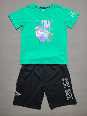 Bộ thun cotton quần túi hộp size đại cồ cho bé trai 40-60kg. size 14-19 tương ứng bé 40-60kg </Br>
chất liệu thun cotton 4 chiều hàng chính phẩm mềm mát, quần túi hộp in chữ thể thao cho bé trai lớn </Br>
bảng size tham khảo </Br>
14:40-44kg </Br>
15: 44-48kg </Br>
16: 48-52kg </Br>
17: 52-55kg </Br>
18: 55-58kg </Br>
19: 57-60kg
