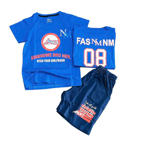 Bộ thun cotton bé trai size đại in chữ thể thao 2 mặt. size 14-22 tương ứng bé trai 40-60kg,vải thun cotton 4 chiều chính phẩm mềm mại, co dãn, thấm hút mồ hôi, hình in 2 mặt kiểu dáng thể thao cho bé trai lớn </Br>
bảng size tham khảo </Br>
14: 38-43kg </Br>
16: 43-48kg </Br>
18: 48-523kg </Br>
20: 54-58kg </Br>
22: 59-64kg