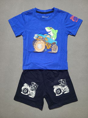 Bộ thun cotton 4 chiều chính phẩm mềm mát in cá mập dễ thương. size 1-7 tương ứng bé 10-25kg  </Br>
chất liệu thun cotton 4 chiều mềm mại, thoáng mát, hình in cá mập chạy xe dễ thương cho bé trai nhỏ, đi hoc di chơi thoải mái năng động </Br>
bảng size tham khảo </Br>
1: 10-12kg </Br>
2:12-14kg </Br>
3:14-15kg </Br>
4; 15-17kg </Br>
5: 17-19kg </Br>
6: 19-21kg </Br>
7: 22-25kg </Br>
gia 120-130