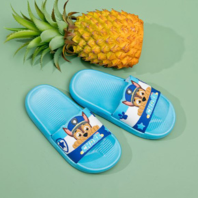 Dép quai ngang hoạt hình đội chó cứu hộ cho bé trai và gái. size 160,170,180,190,200 tương ứng bé 3-10 tuổi, from vừa </Br>
Chất liệu nhựa đúc mềm mại, dẻo, hình đội chó cứu hộ paw patrol cho cả bé trai và bé gái </Br>
Hàng Quảng Châu 100% như hình . cho bé  đị học, ở nhà, di bơi </Br>
bảng size tham khảo, thông số chiều dài là chính xác, độ tuổi tương đối để tham khảo </Br>
170 dép 17cm, chân 16cm, 2-4 tuổi </Br>
180: dép 18cm  chân 17cm, 3-5 tuổi</Br>
190: dép 19cm, chân 18cm . 5- 7 tuổi</Br>
200: dép 20cm chân 19cm , 7-9 tuổi</Br>
