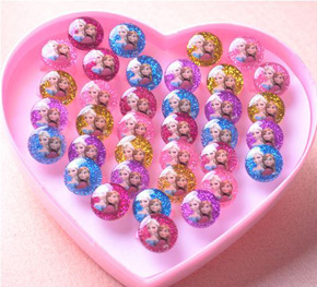 Combo 3 nhẫn đeo tay Elsa cho bé gái. Freesize bé 2-7 tuổi, combo gồm 3 nhẫn 25k, 1 nhẫn 10k, màu bất kỳ cho bé gái