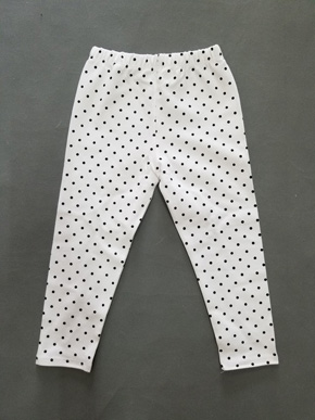 Quần legging dài bé gái in chấm bi dể thương. size 1-10t, bé 8-24kg, vải thun cotton 4 chiều co dãn tốt, hình in  chấm bi dể thương, vải mịn đẹp, form chuẩn, Việt Nam