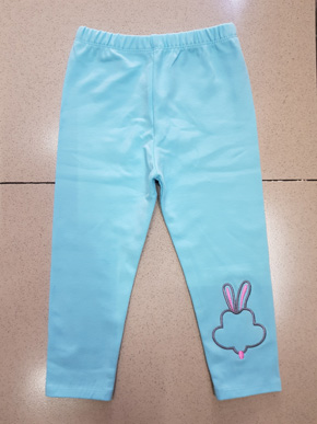 Quần legging dài bé gái thêu thỏ vải dày ấm cho bé gái. size 1-10t, bé 8-25kg, vải thun cotton 4 chiều mềm mại, vải dày ấm áp, co dãn, form quần dài ôm dễ chịu, hình thêu thỏ dễ thương cho bé gái. Việt Nam