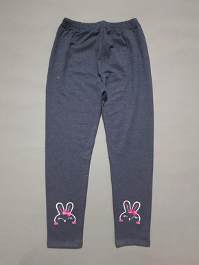 quần legging dài bé gái thêu 2 thỏ xinh size đại 30-53kg. size  S- XXL tương ứng bé 30-54kg, </Br>
* thun cotton dày vừa phải, 4 chiều, co dãn tốt, form quần ôm, </BR>
* Chân quần chạy rodai lượn sóng, thêu 2 chú thỏ xinh xắn cho con gái </BR>
Size tham khảo: </Br>
S: 32-35kg dài quần 73-74cm </Br>
M: 34-38kg. dài quần 75-76cm </Br>
L: 38-42kg: dài quần 77-78cm </Br>
XL: 44-48kg. dài quần 79-81cm </Br>
XXL: 49-54kg. dài quần 81-83cm
Giá 80-85k tùy size