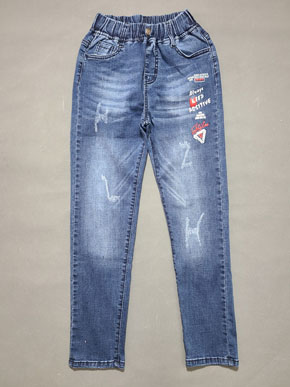 Quần jean dài form body hàn quốc cho bé trai chân dài  từ 30-50kg. size S,M,L, XL 2XL tương ứng bé trai 30-50kg cao 1,4-1,6m </Br>
Chất liệu jean cotton co dãn, form dài, họa tiết đơn giản cá tính cho con trao lớn, form chuẩn trai Hàn </Br>
bảng size tham khảo </Br>
S: 28-32kg, cao 1.4-1,45m </Br>
M: 32-35kg cao 1,45-1,5m </Br>
L: 35-40kg cao 1,45-1,5m </Br>
XL: 40-43kg cao 1,5-1,6m </Br>
2XL: 43-48kg, cao 1,55-1.65m