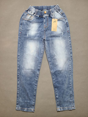 Quần jean dài form vừa dáng đẹp cho bé trai lớn 40-60kg. size  XL- 5XL tương ứng bé trai 40-60kg cao 1,46-1,6m </Br>
Chất liệu jean cotton co dãn, form vừa, họa tiết đơn giản cá tính cho con trai lớn, form vừa dáng đẹp trai Hàn </Br>
bảng size tham khảo </Br>
XL: 40-45kg, cao 1.4-1,45m </Br>
2XL 45-48kg cao 1,45-1,5m </Br>
3XL: 48-52kg cao 1,5m-1,55m </Br>
4XL: 52-57kg cao 1,55-1,65m </Br>
5XL: 57-60kg, cao 1,55-1.65m