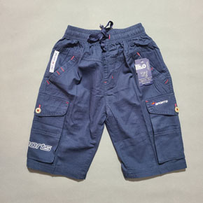 Quần lửng kaki 2 túi hộp thêu chữ thể thao size đại bé trai. size S-2XL tương ứng bé 23-45kg, </Br>
Vải kaki cotton mềm, co dan nhẹ, 2 túi hộp thêu chữ thể thao cá tính cho bé trai lớn </Br>
bảng size tham khảo </Br>
S : 22-25kg </Br>
M: 25-28kg </Br>
L: 29-33kg </Br>
XL: 34-39kg </Br>
2XL: 40-45kg