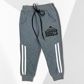 Quần thun cotton da cá phối sọc thể thao cho bé trai. size 9-14 bé 20-38kg, </br>
Chất vải cotton da cá co dãn 4 chiều, mềm mại, thấm hút mồ hôi, giữ ấm và chống muổi cho bé trai </bR>
quần dễ kết hợp cùng áo đi bộ, đi phượt, trekking, đi chơi...</br>
bảng size tham khảo </Br>
9: 21-24kg </BR>
10: 23-25kg </Br>
11: 26-28kg </br>
12: 29-32kg </bR>
13: 33-36kg </BR>
14: 35-38kg