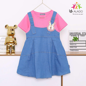 Đầm thun phối jean giả yếm mềm mại cho bé gái đi chơi. size 3-15, cho bé gái 13-40kg </br>
Chất liệu thun cotton 4 chiều phối jean demin mềm mại, thoáng mát </br>
Kiểu đầm giả yếm phối jean đẹp nhẹ nhàng nà không chói lóa, cho bé gái đi hoc di chơi </br>
Bảng size tham khảo. form chuẩn, bé nào bụng bự trừ hao 1 size ạ </br>
3: 13-15kg </Br>
4: 15-17kg </Br>
5: 17-19kg </Br>
6: 19-21kg </br>
7: 20-22kg </Br>
8: 22-24kg </br>
9: 25-28kg </Br>
10: 28-30kg </Br>
11: 30-33kg </Br>
12: 33-35kg </Br>
13: 35-37kg </Br>
14: 37-39kg </br>
15" 39-41kg
