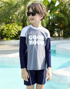 Bộ đồ bơi áo tay dài thể thao chống nắng quần lửng size đại cho bé trai 40-60kg ( kèm nón). size 150,160,165,170 tương ứng 40 dến 55kg </Br>
* chất liệu thun đồ bơi cao cấp, co dãn tốt, mềm mại, mướt tay, chống nắng  </Br>
* kiểu dáng thể thao, phong cách đơn giản  năng động cá tính cho bé trai tuổi teen hoac người lớn </Br>
* hàng may kỹ, bộ gồm 1 áo tay dài, 1  quần có lót kín đáo, có dây buộc tiện lợi và 1 nón boi</Br>
* hàng quảng châu cao cấp, 100% như hình chụp , đi biển đi bơi đi đâu cũng tiện lợi </Br>
Bảng size tham khảo :</Br>
150: 36-42kg </Br>
160: 42-47kg </Br>
165: 47-53kg </Br>
170: 52-57kg </Br>
From chuẩn tùy chiều cao

