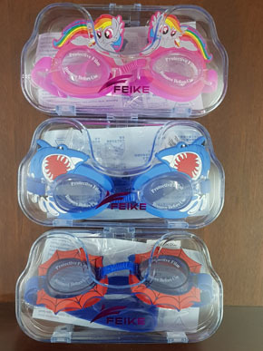 Kính bơi hoạt hình pony, người nhện, cá mập bé trai bé gái. freesize bé 3-10 tuổi , hình  spiderman, cá mập, pony, Hàng TQXK loại 1, đảm bảo an toàn cho bé

