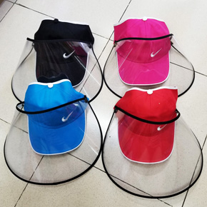 Nón kết thể thao hở đầu màng chắn virus cho bé từ 7 tuoi đến người lớn.  Dịch bệnh đang diễn biến phức tạp, không  chỉ dùng khẩu trang mà cần lắm 1 chiếc mũ đa năng phòng dịch hiệu quả, xưởng bung dòng mũ thể thao NIKE cao cấp với nhiều ưu điểm : </Br>

    Chống nắng , chống bụi , ....</Br>
    Cản những giọt bắn của nhiều loại virut ..</Br>
    Bảo vệ mắt , mũi , miệng của bằng lớp màng chắn thông minh trong suốt ....</Br>
    Đặc biệt khi hết dịch  ko cần màng chắn nữa có thể gỡ ra và sử dụng như mũ thông thường ..</Br>
Freesize bé 7 tuoi tro len đến ngươi lớn