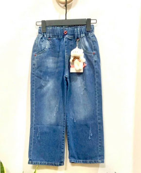 Quần lửng jean suông 9 tấc ( dài đến mắt cá) kèm gấu xinh cho bé gái 25-55kg. size SX-4XL tuong ứng bé gái 25-55kg </Br>
Chất liệu jean cotton co dản, lưng thun mềm mại, form suông ống hơi loe vừa, dài 9 tấc ( den mắt cá) hoặc đến  gót chân ( tùy chiều cao bé)  </Br>
bảng size tham khảo </Br>
XS: 25-28kg </BR>
S: 27-30kg </BR>
M: 30-33kg </BR>
L: 33-36kg </Br>
XL; 37-42kg </Br>
2XL: 43-47kg </Br>
3XL: 47-50kg </bR>
4XL 50-55kg
