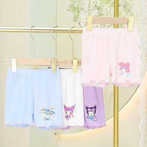 Set 3 cái quần legging đùi cotton mềm mát hình kuromi cho bé gái mặc cùng áo hoac mặc chung đầm. size 110-150 cho bé gái 12-30kg </br>
Chất liệu thun cotton tencel cao cấp, co dãn 4 chiều, mềm mai, thoáng mát, an toàn cho làn da bé </br>
Họa tiết kuromi, melody, .. mà các bé yêu thích, 4 màu xanh, trắng, hồng, tím ..</br>
From quần legging đùi, ôm co dãn, bé có thể mặc cùng áo 2 dây hoặc mặc thành quần trong đầm váy dều được </Br>
Shop bán theo set combo 3 quần, tím-hồng-trắng, hoặc xanh-hồng-tím </br>
Giá theo combo 3 cái 130k, giá lẻ 1 quần 50k </br>
bảng size tham khảo </br>
110: 12-15kg </br>
120: 15-18kg </br>
130: 17-20kg </br>
140: 21-25kg </br>
150: 26-30kg