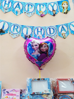 Bong bóng kiếng Elsa và Anna. Bong bóng kiếng Elsa và Anna cho bé, siêu bền, có thể dùng trang trí sinh nhật chủ đề Elsa hay Anna